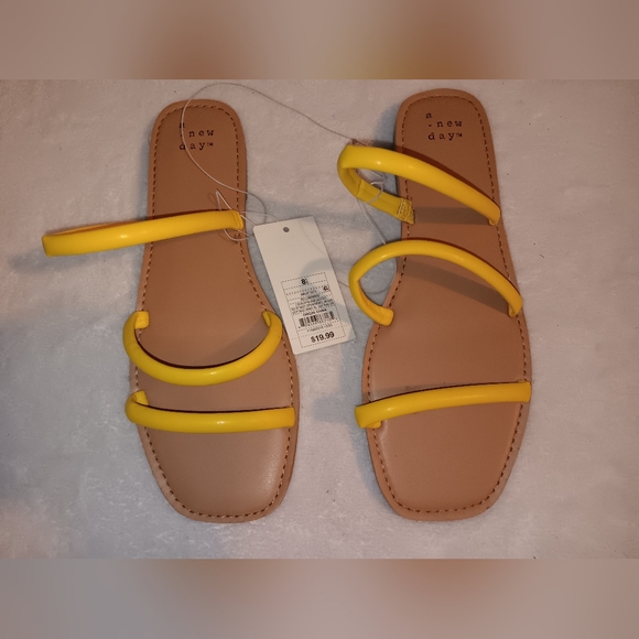 NWT A New Day Yellow/WREN 8 1/2 Women's Sandal - Picture 1 of 5